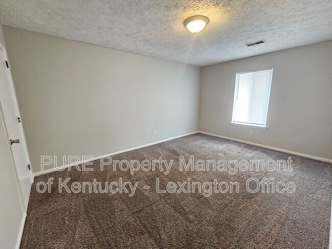 Building Photo - 301 Christy Allyn Ct