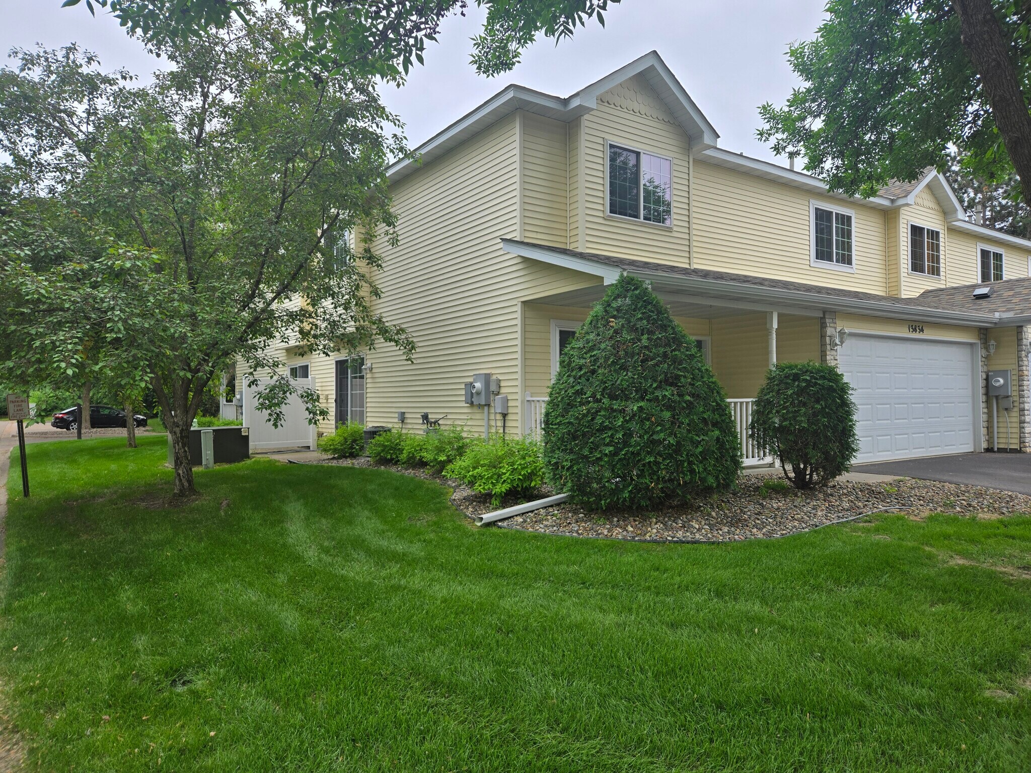 Building Photo - 13834 Flay Ave N