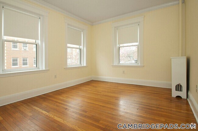 Building Photo - 18 Chauncy St