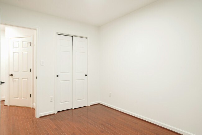 Building Photo - 619 Florida Ave NW