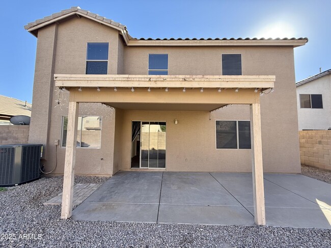 Building Photo - 1782 E Oakland St