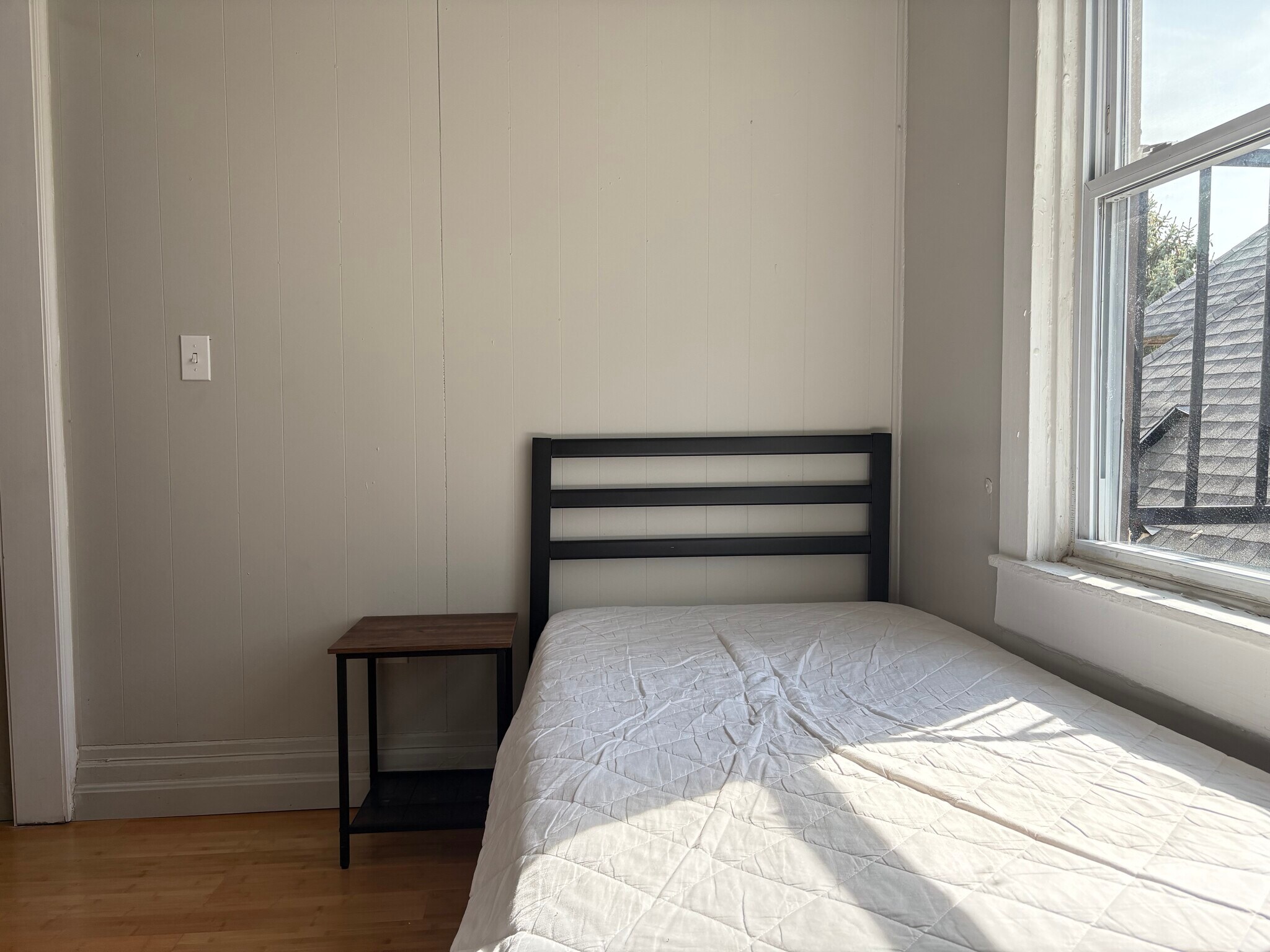 Building Photo - 5847 Nicholson St