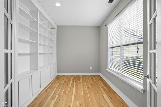 Building Photo - 12438 Hawks Landing Dr