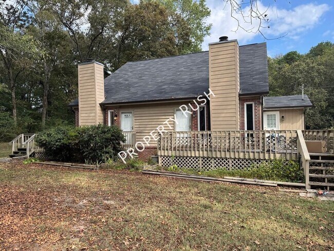 Building Photo - 6018 Champion Rd