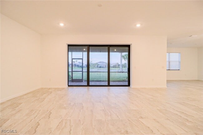 Building Photo - 3744 Passion Vine Dr