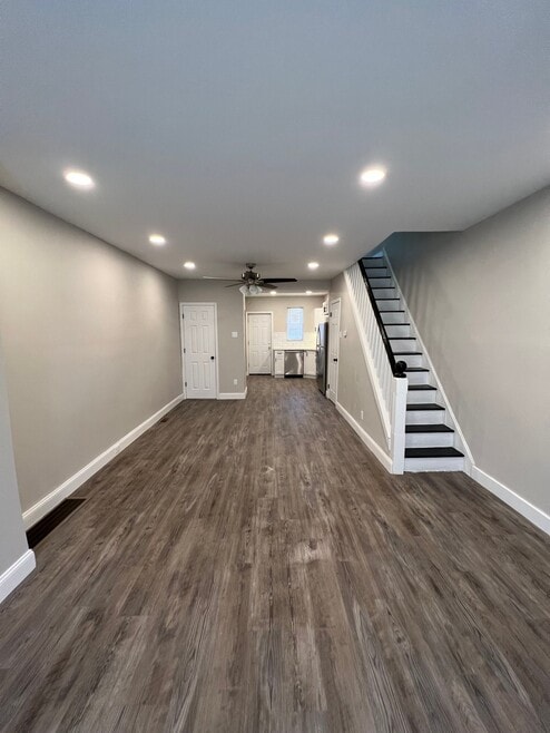 Building Photo - 1530 S Bailey St