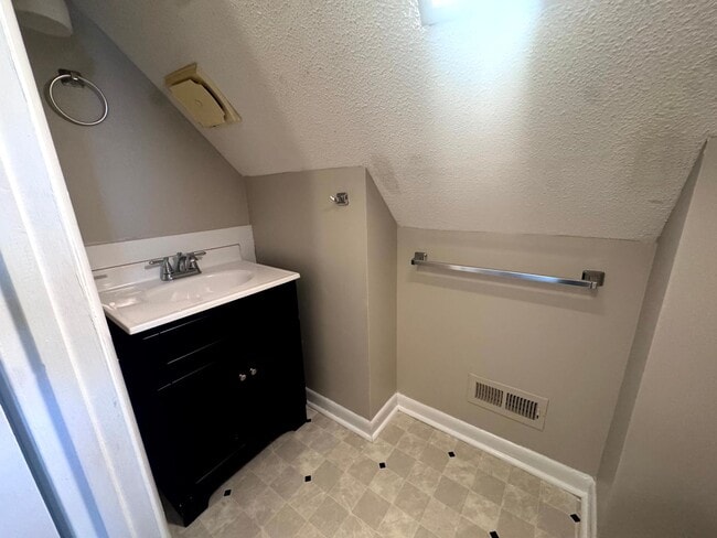 Building Photo - 5308 Brower Trail