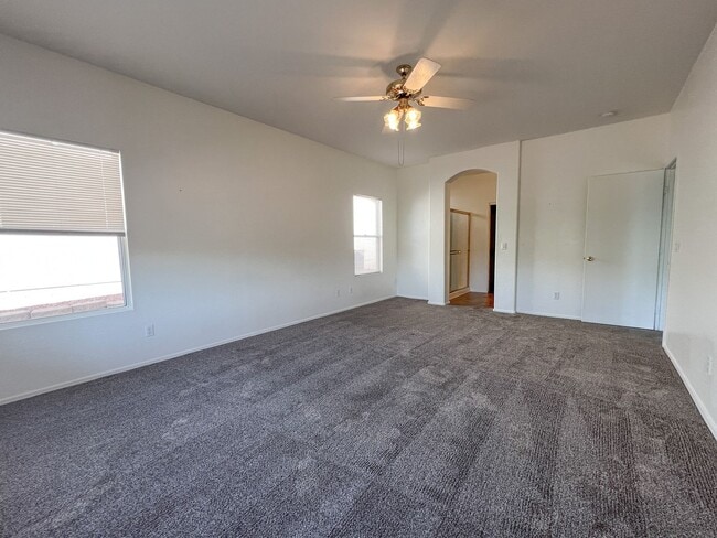 Building Photo - HOUSE-COTTONWOOD- GYM/POOL - DEL WEB COTTO...