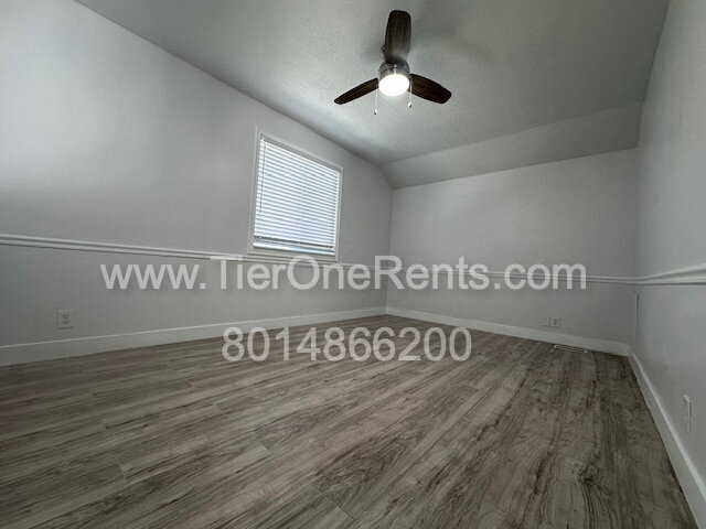 Building Photo - NO DEPOSIT option available for qualified ...