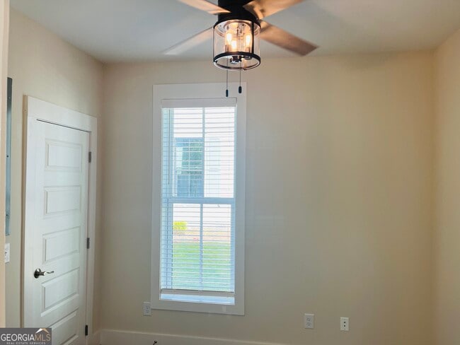 Building Photo - 103 Gardenia Ln