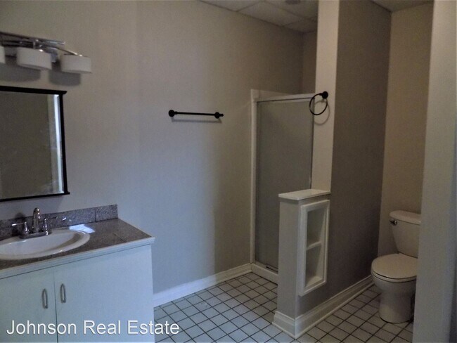 Building Photo - 505 N 4th St