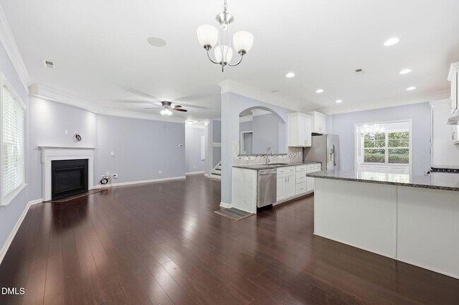 Building Photo - 3019 Peachtree Town Ln