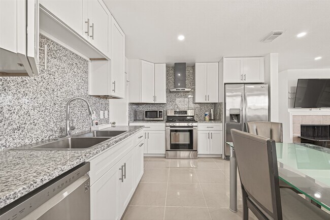 Building Photo - 15707 Crooked Arrow Dr