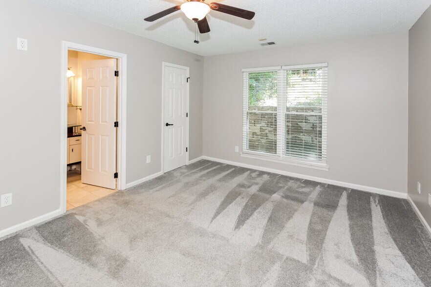 Building Photo - 11834 Post Ridge Ct