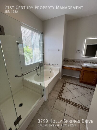 Building Photo - 3799 Holly Springs Dr
