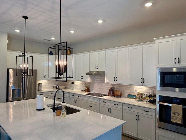 Building Photo - 17577 Santorini Ct