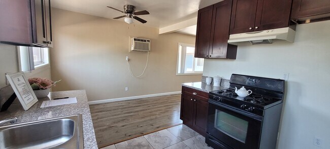 Building Photo - 13754 Sherman Way