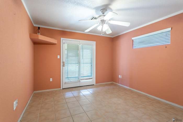 Building Photo - 11241 E 37th Ln