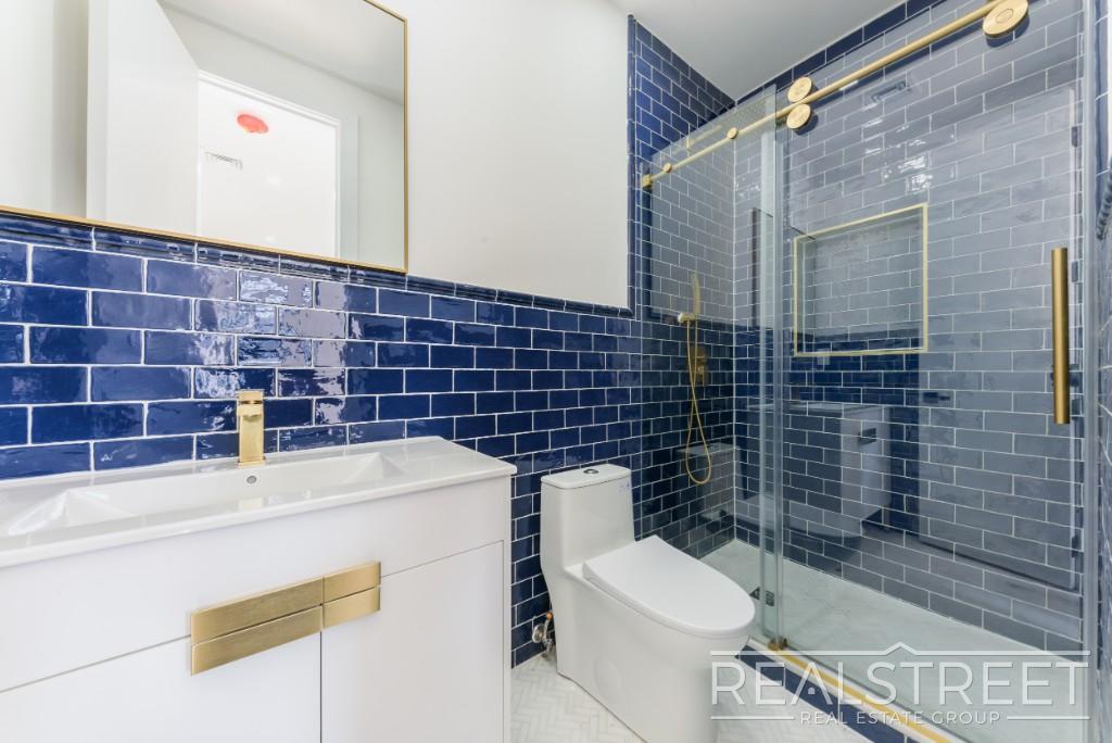 Building Photo - Brand New 2 bed 2 Bath in Ocean Hill!