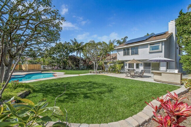 Building Photo - Encinitas Gem with Serene Backyard Pool - Available Dec. 1, 2025