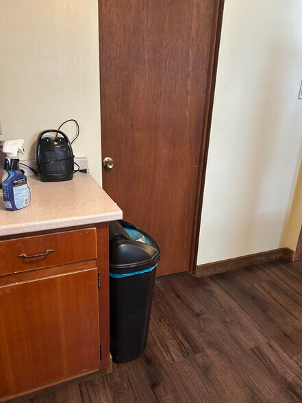 Building Photo - 12191 Mantor St