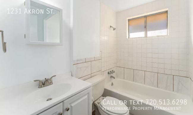 Building Photo - 1231 Akron St