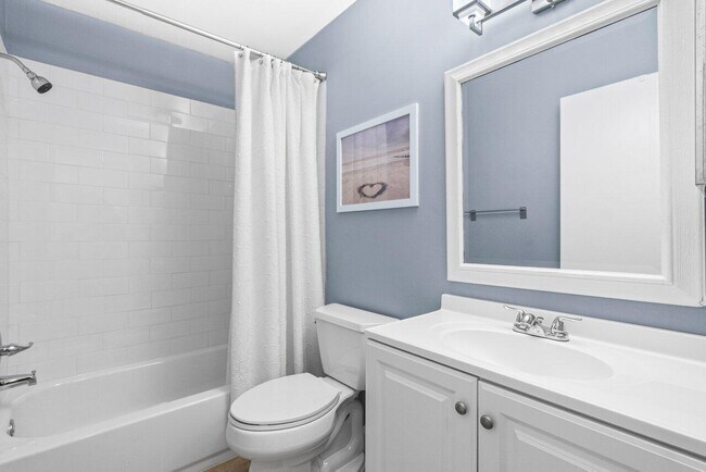 Building Photo - 22148 Palms Way