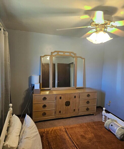 Building Photo - 170 Archway Dr