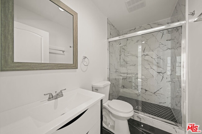 Building Photo - 1055 Wilton Pl