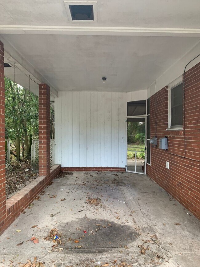 Building Photo - 307 Rosedale Pl