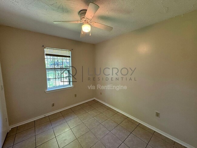 Building Photo - 6731 George Washington Dr