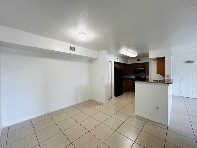 Building Photo - 6752 Heritage Grande