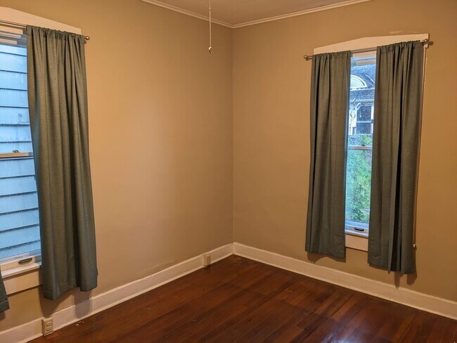 bedroom - 116 Jefferson St.