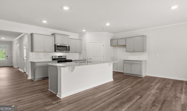 Building Photo - 110 Babcock Dr NE