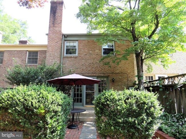 Building Photo - 9226 Bailey Ln