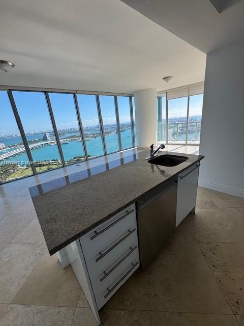 Building Photo - 888 Biscayne Blvd