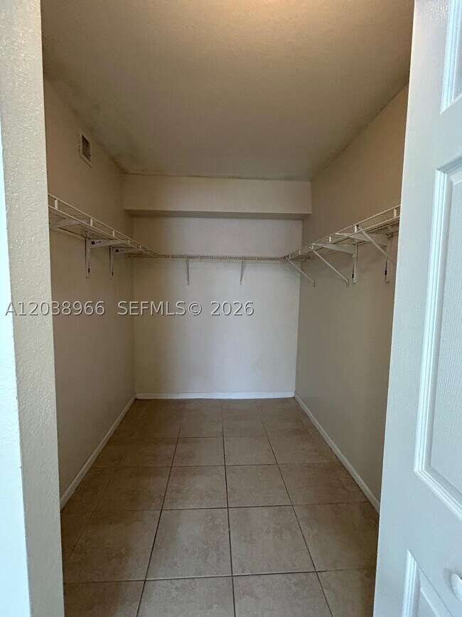 Building Photo - 15460 SW 284th St