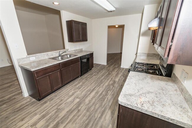 Building Photo - 2619 Montecito Ln