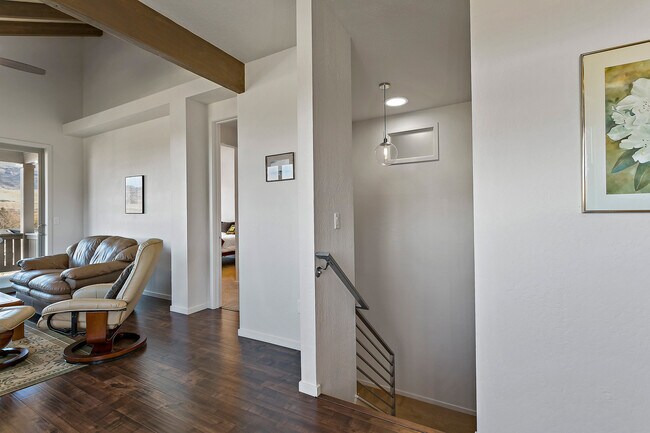 Building Photo - 420 Lindsay Ln