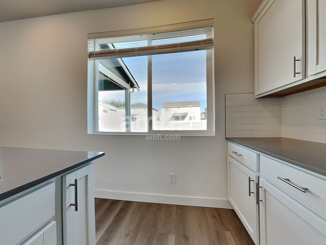 Building Photo - 7741 Selah St SW
