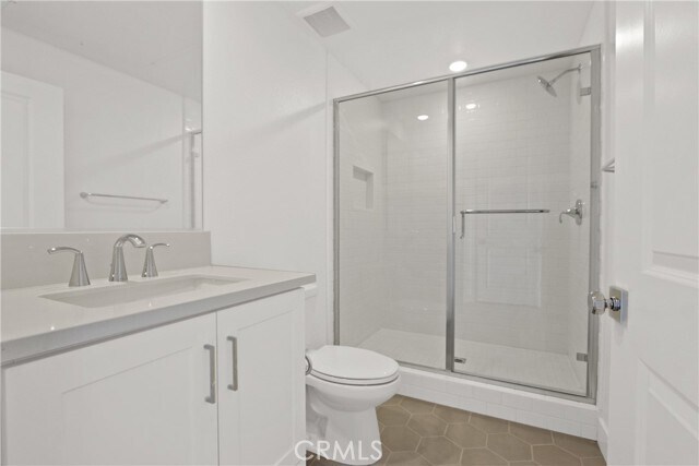 Building Photo - 409 Junco