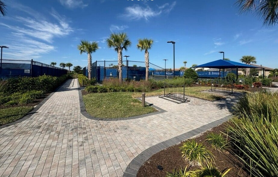 Building Photo - 14812 Misty Pond Lp