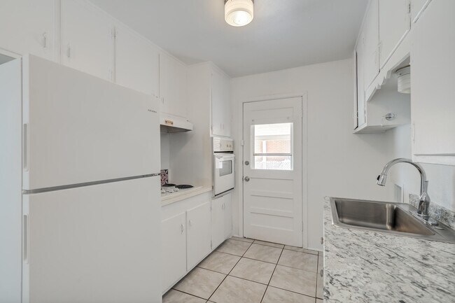 Building Photo - 4432 29th St