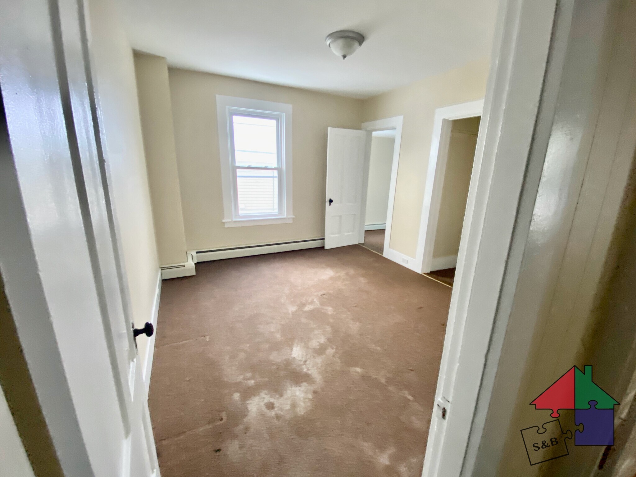 Building Photo - 22 Lincoln Ave