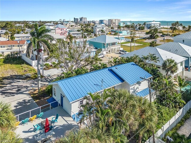 Building Photo - 135 Delmar Ave