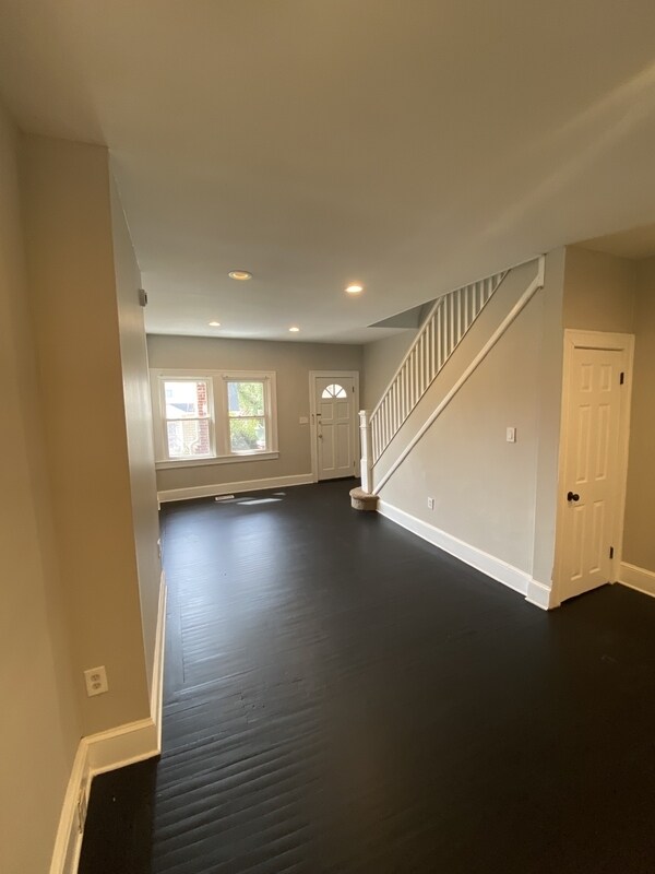 Building Photo - 4110 Harris Ave