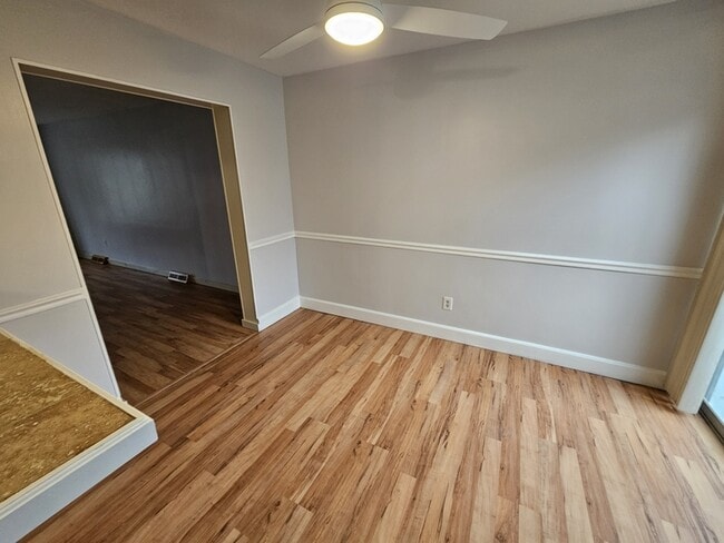 Building Photo - 6094 Andover Blvd