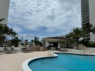 Building Photo - 3000 Island 603 Is