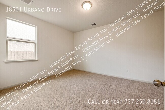 Building Photo - 18501 Urbano Dr