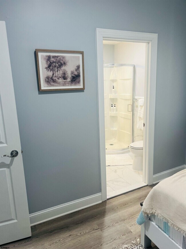 Building Photo - 3808 Ventnor Ave